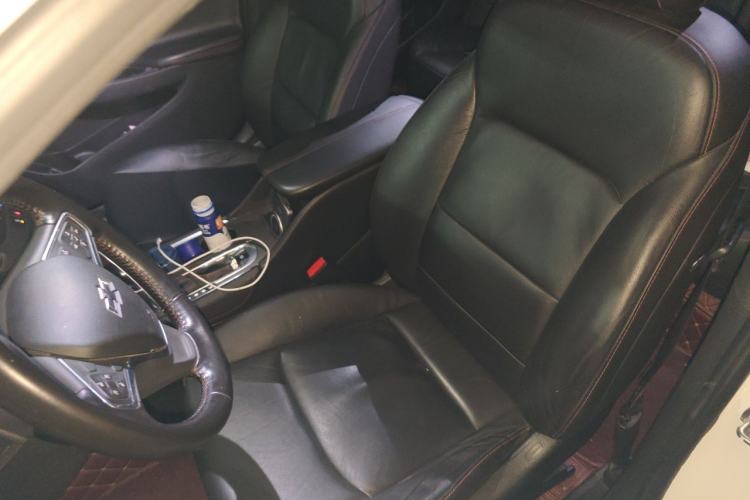 Used Chevrolet Malibu XL 2019 Redline 550T Automatic Sport Edition Left Front Seat