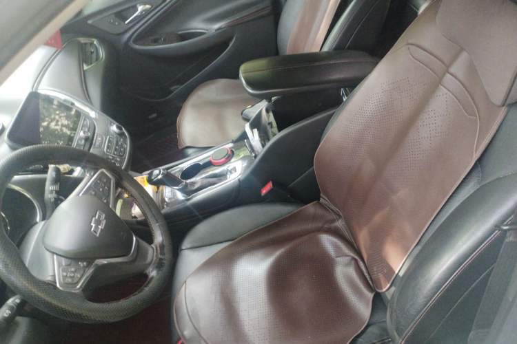 Used Chevrolet Malibu XL 2019 Redline 550T Automatic Smart Edition Left Front Seat