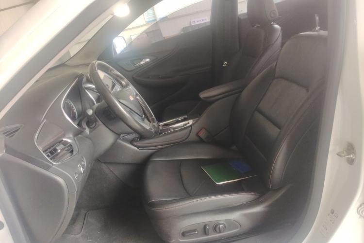 Used Chevrolet Malibu XL 2019 Redline 550T Automatic Sport Edition Left Front Seat