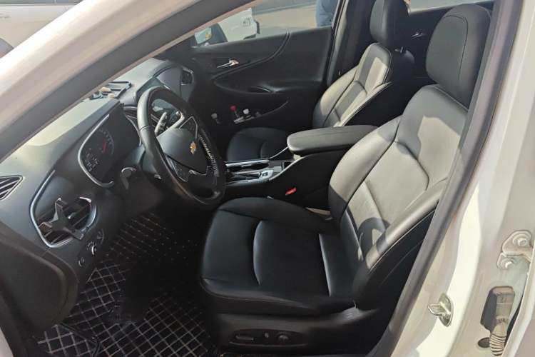 Used Chevrolet Malibu XL 2019 535T CVT Active Version Left Front Seat