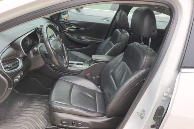 Used Chevrolet Malibu XL 2019 535T CVT Active Version Left Front Seat