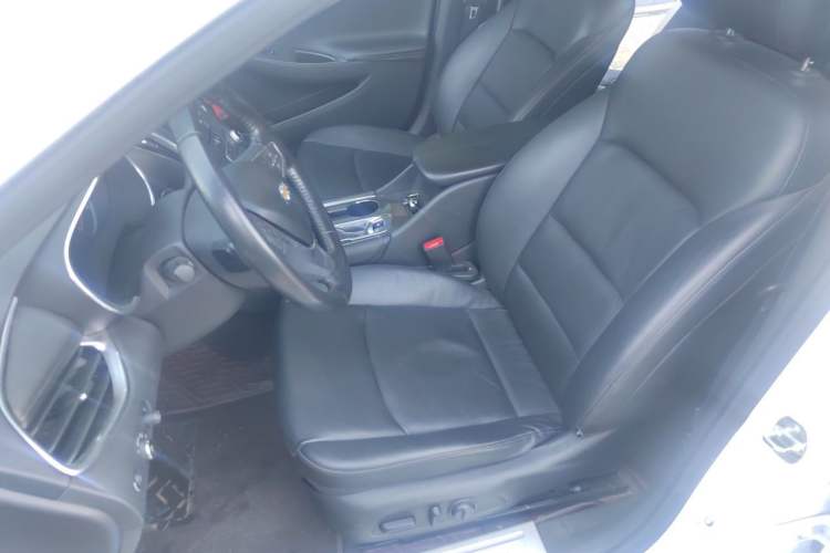 Used Chevrolet Malibu XL 2019 535T CVT Active Version Left Front Seat