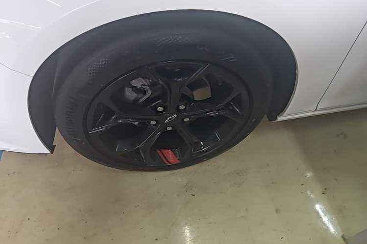 Used Chevrolet Malibu XL 2019 Redline 550T Automatic RuiLian Edition Left Front Wheel Hub