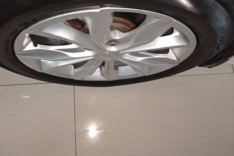 Used Chevrolet Malibu XL 2019 535T CVT Active Version Left Front Wheel Hub