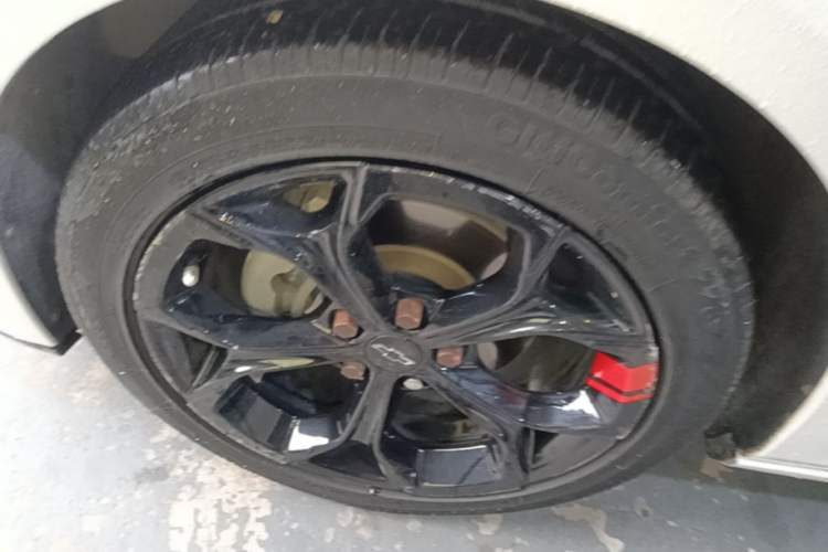 Used Chevrolet Malibu XL 2019 Redline 550T Automatic RuiLian Edition Left Front Wheel Hub
