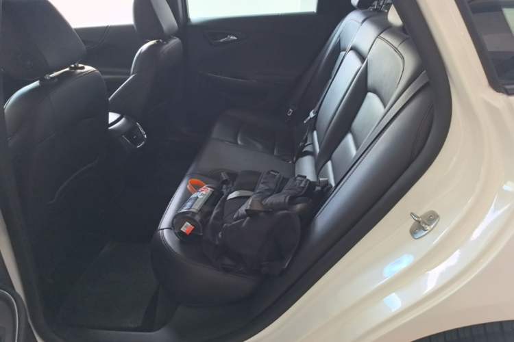 Used Chevrolet Malibu XL 2019 Redline 550T Automatic Sport Edition Left Rear Seat