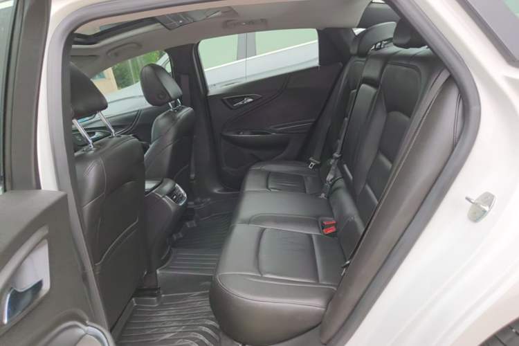 Used Chevrolet Malibu XL 2019 535T CVT Active Version Left Rear Seat