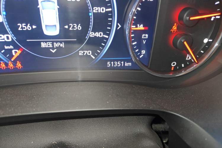 Used Chevrolet Malibu XL 2019 Redline 550T Automatic Sport Edition Odometer Close Up