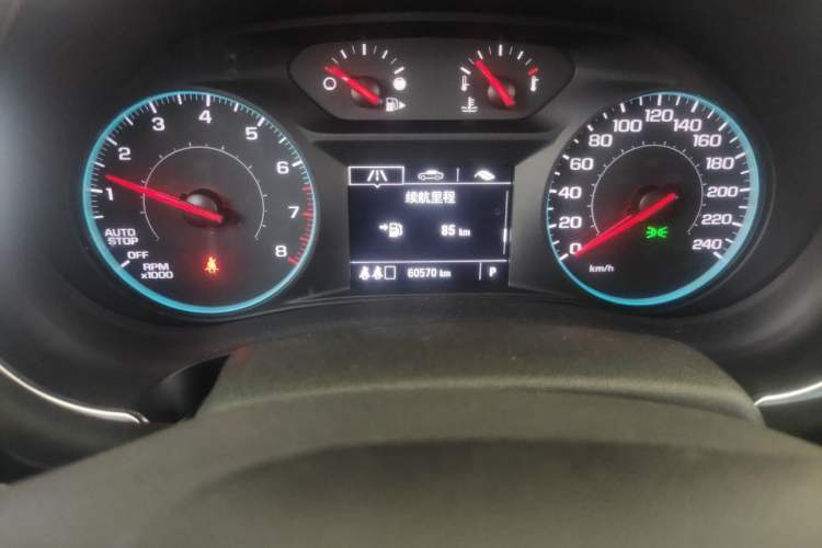 Used Chevrolet Malibu XL 2019 Redline 550T Automatic Sport Edition Odometer Close Up