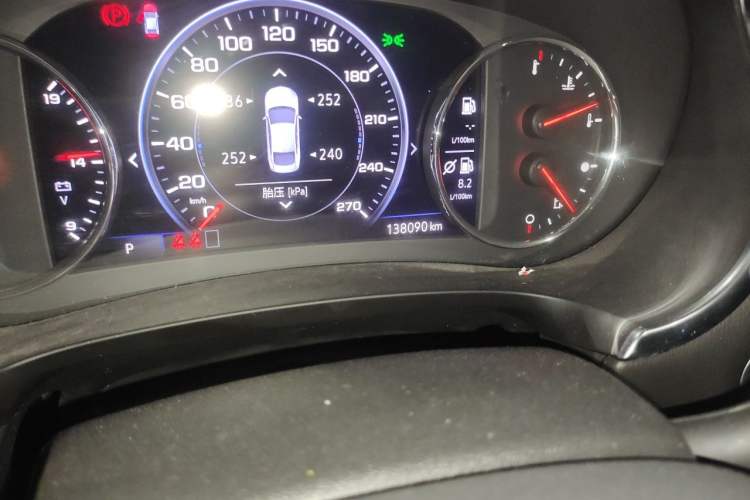 Used Chevrolet Malibu XL 2019 Redline 550T Automatic RuiLian Edition Odometer Close Up