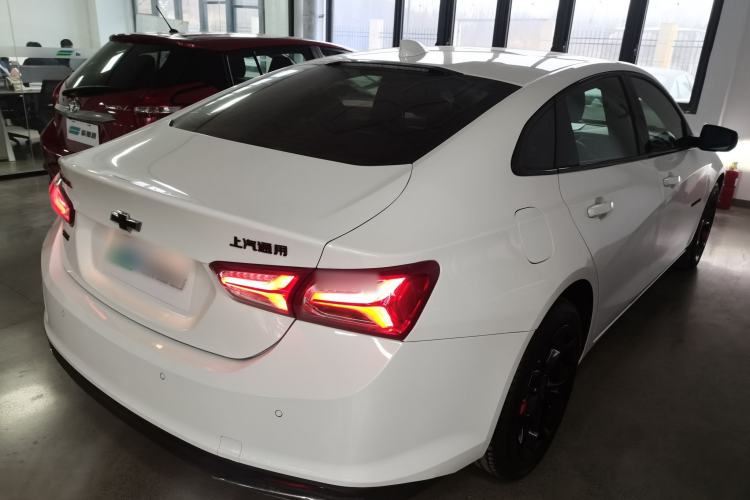 Used Chevrolet Malibu XL 2019 Redline 550T Automatic Sport Edition Rear Right 45 Deg