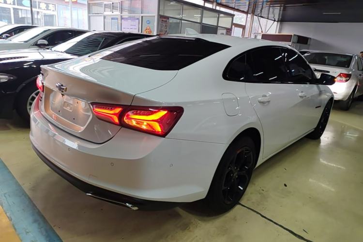 Used Chevrolet Malibu XL 2019 Redline 550T Automatic Smart Edition Rear Right 45 Deg