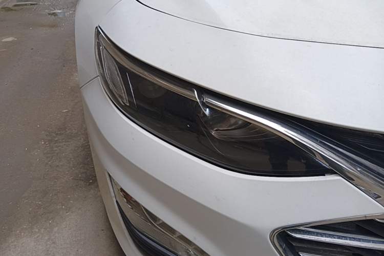 Used Chevrolet Malibu XL 2019 535T CVT Active Version Right Front Headlight