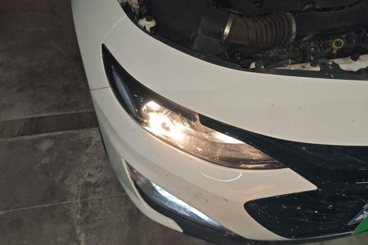 Used Chevrolet Malibu XL 2019 Redline 550T Automatic Sport Edition Right Front Headlight