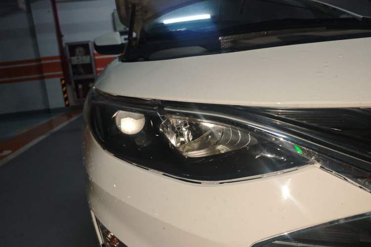 Used Chevrolet Malibu XL 2019 535T CVT Rui Xing Edition Right Front Headlight
