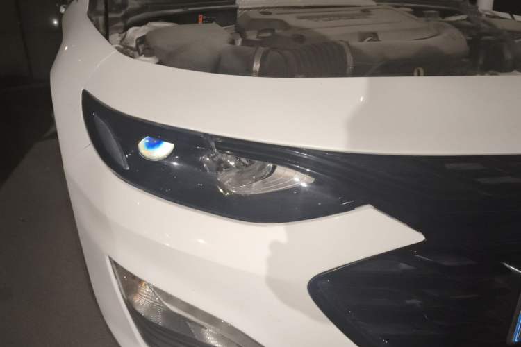 Used Chevrolet Malibu XL 2019 Redline 550T Automatic Sport Edition Right Front Headlight