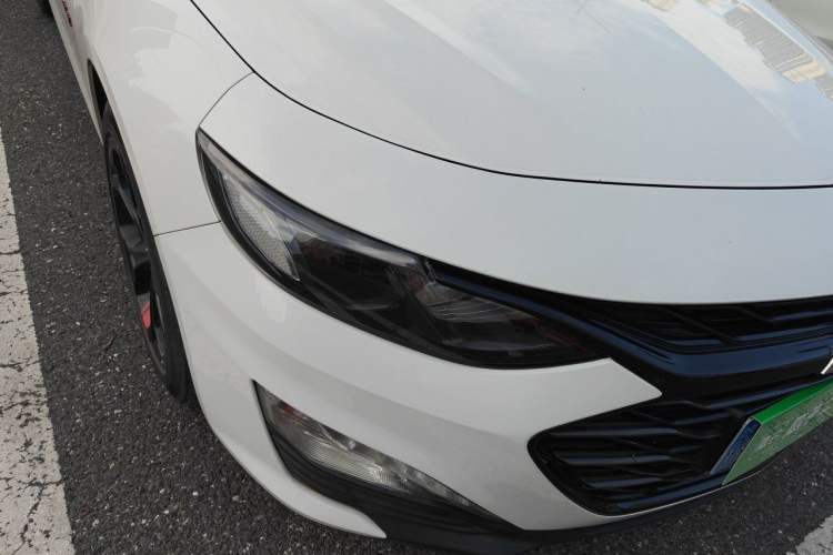 Used Chevrolet Malibu XL 2019 Redline 550T Automatic Sport Edition Right Front Headlight