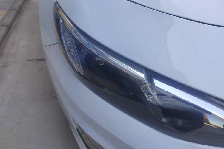 Used Chevrolet Malibu XL 2019 535T CVT Active Version Right Front Headlight