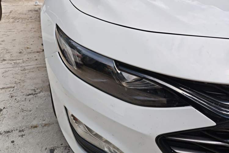 Used Chevrolet Malibu XL 2019 Redline 550T Automatic Sport Edition Right Front Headlight