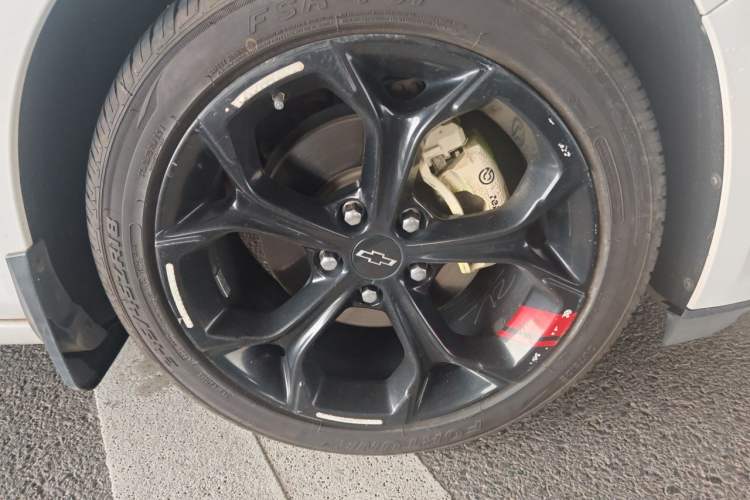 Used Chevrolet Malibu XL 2019 Redline 550T Automatic RuiLian Edition Right Front Wheel Hub