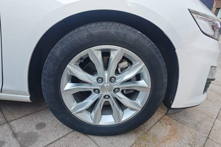 Used Chevrolet Malibu XL 2019 535T CVT RuiLian Edition Right Front Wheel Hub