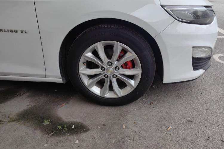 Used Chevrolet Malibu XL 2019 535T CVT Active Version Right Front Wheel Hub
