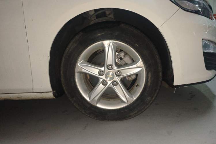 Used Chevrolet Malibu XL 2019 535T CVT Rui Xing Edition Right Front Wheel Hub