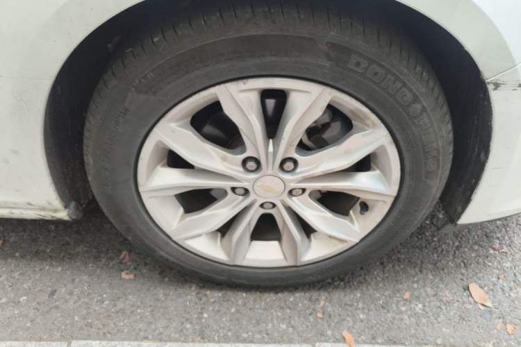 Used Chevrolet Malibu XL 2019 535T CVT Active Version Right Front Wheel Hub