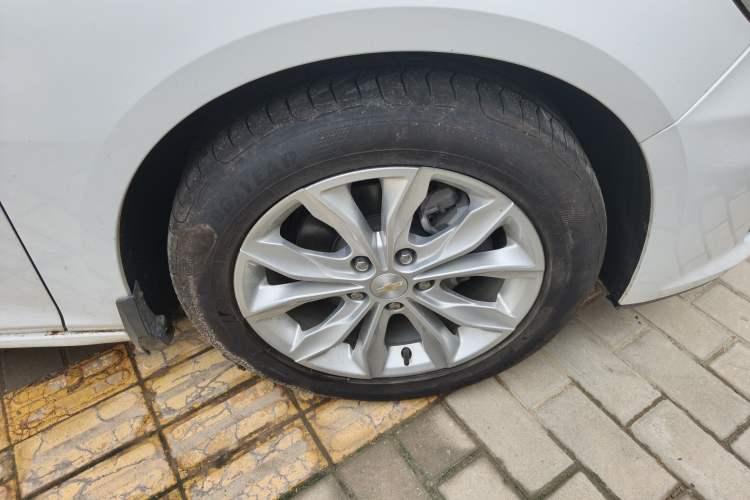 Used Chevrolet Malibu XL 2019 535T CVT Active Version Right Front Wheel Hub