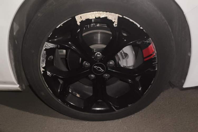 Used Chevrolet Malibu XL 2019 Redline 550T Automatic Sport Edition Right Front Wheel Hub