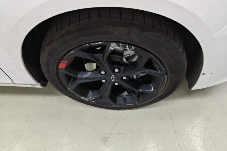Used Chevrolet Malibu XL 2019 Redline 550T Automatic RuiLian Edition Right Front Wheel Hub