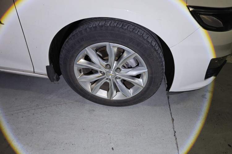 Used Chevrolet Malibu XL 2019 535T CVT Active Version Right Front Wheel Hub