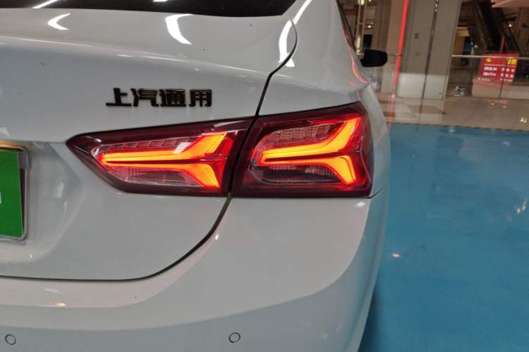 Used Chevrolet Malibu XL 2019 Redline 550T Automatic Sport Edition Right Rear Taillight