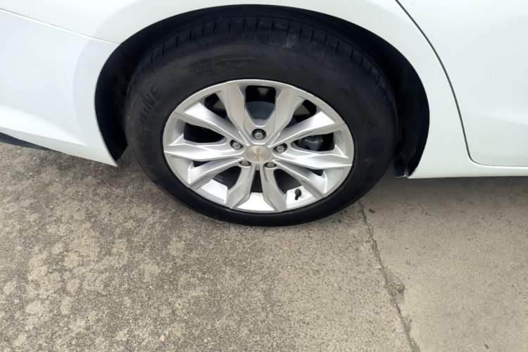 Used Chevrolet Malibu XL 2019 535T CVT Active Version Right Rear Wheel Hub