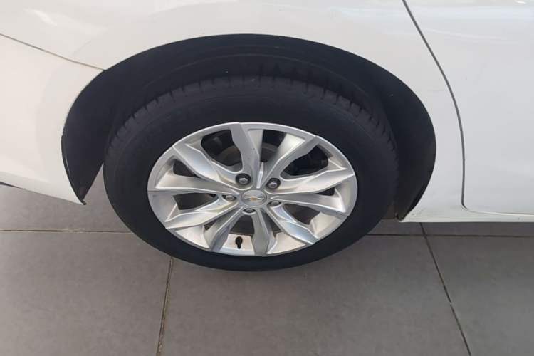 Used Chevrolet Malibu XL 2019 535T CVT Active Version Right Rear Wheel Hub