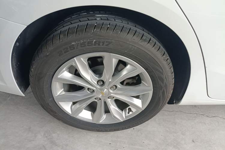 Used Chevrolet Malibu XL 2019 535T CVT Active Version Right Rear Wheel Hub