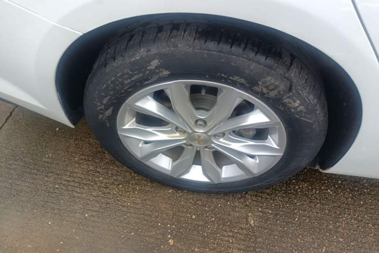 Used Chevrolet Malibu XL 2019 535T CVT Active Version Right Rear Wheel Hub