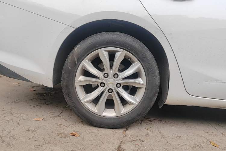 Used Chevrolet Malibu XL 2019 535T CVT Active Version Right Rear Wheel Hub