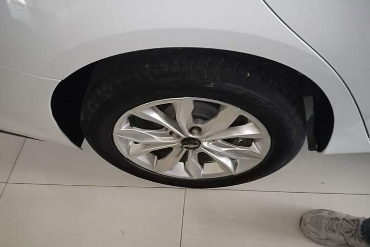 Used Chevrolet Malibu XL 2019 535T CVT Active Version Right Rear Wheel Hub