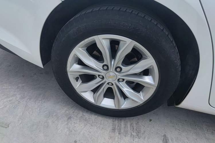Used Chevrolet Malibu XL 2019 535T CVT Active Version Right Rear Wheel Hub