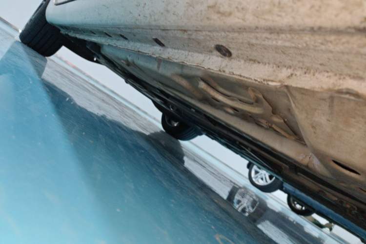 Used Chevrolet Malibu XL 2019 Redline 550T Automatic Sport Edition Right Side Sill
