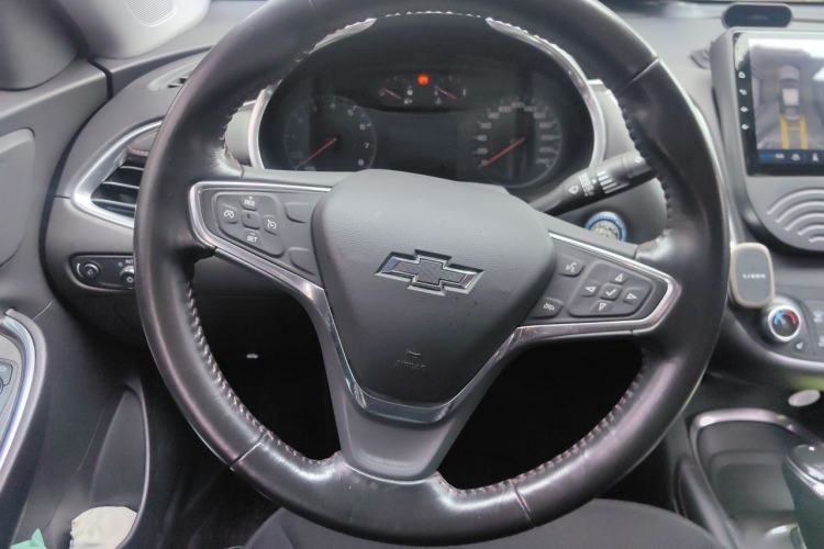 Used Chevrolet Malibu XL 2019 Redline 550T Automatic Sport Edition Steering Wheel