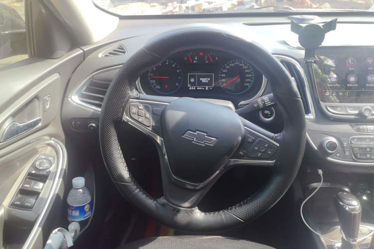 Used Chevrolet Malibu XL 2019 Redline 550T Automatic Sport Edition Steering Wheel