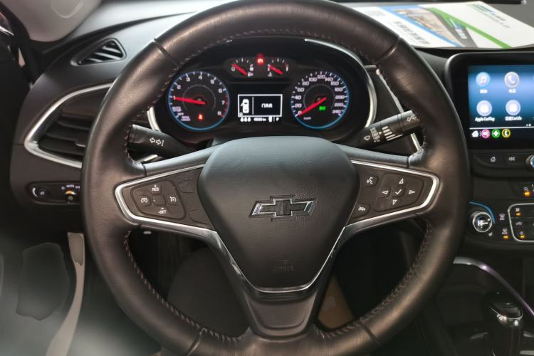 Used Chevrolet Malibu XL 2019 Redline 550T Automatic Sport Edition Steering Wheel
