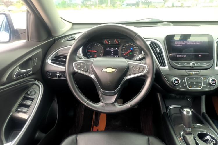 Used Chevrolet Malibu XL 2019 535T CVT Active Version Steering Wheel