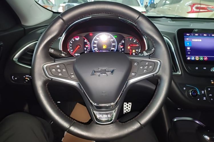 Used Chevrolet Malibu XL 2019 Redline 550T Automatic Smart Edition Steering Wheel