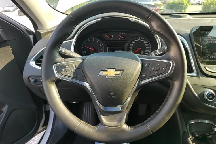 Used Chevrolet Malibu XL 2019 535T CVT Active Version Steering Wheel