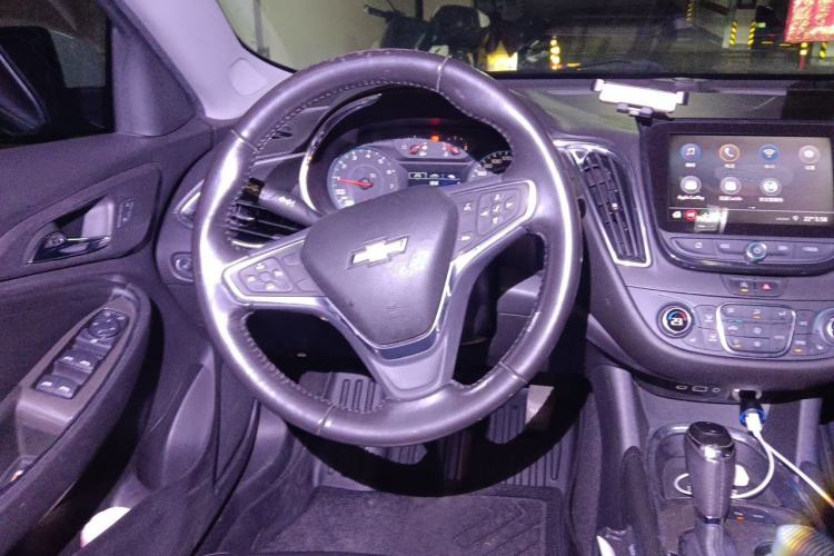 Used Chevrolet Malibu XL 2019 535T CVT Active Version Steering Wheel