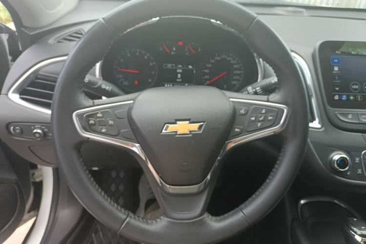 Used Chevrolet Malibu XL 2019 535T CVT Active Version Steering Wheel