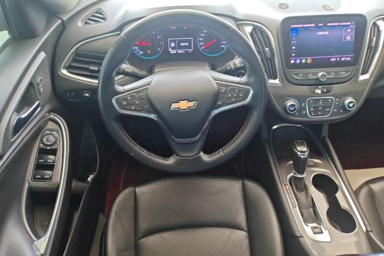 Used Chevrolet Malibu XL 2019 535T CVT Active Version Steering Wheel